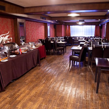 Hotel Megalos コンスタンツァ エクステリア 写真