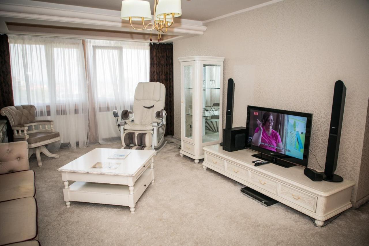 Hotel Megalos コンスタンツァ エクステリア 写真