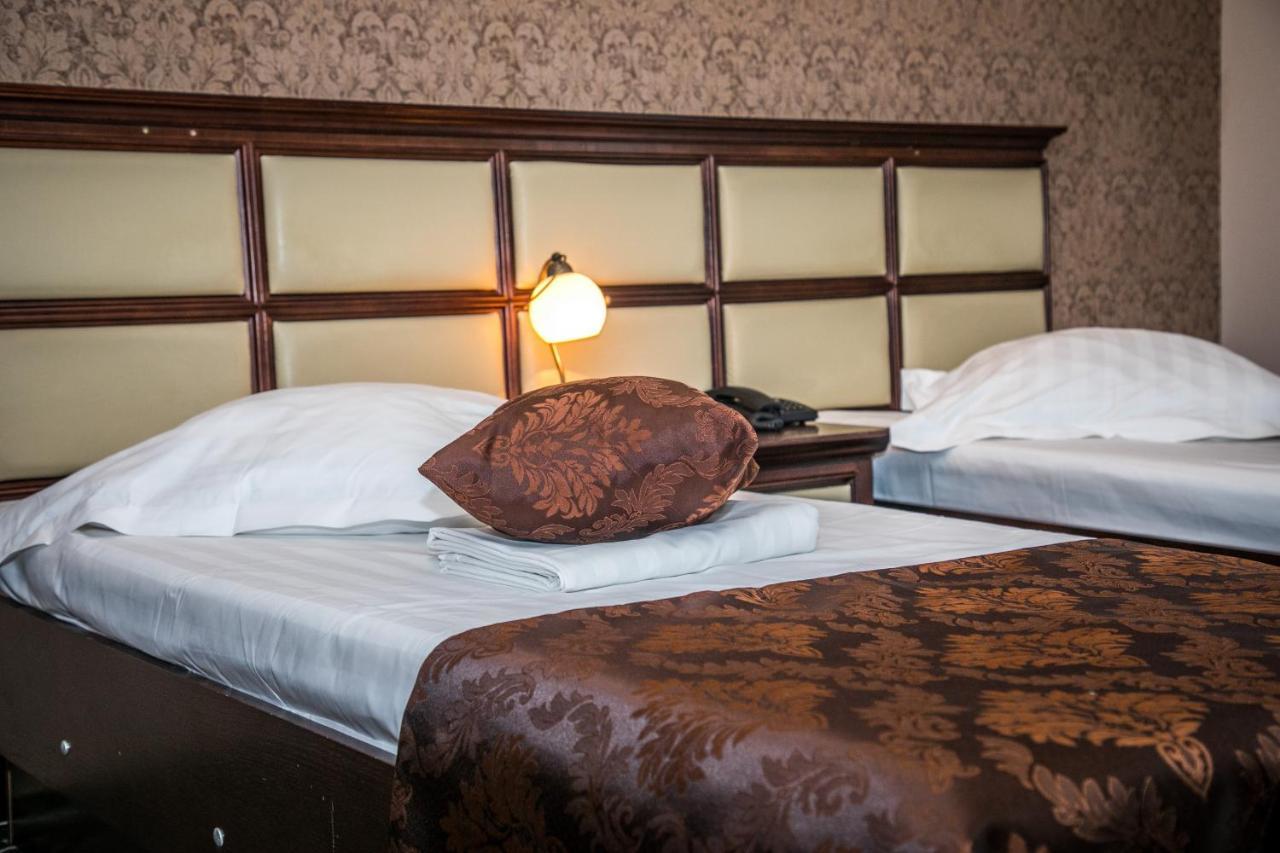 Hotel Megalos コンスタンツァ エクステリア 写真